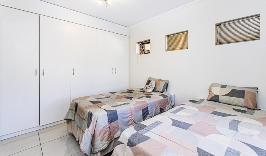 2 Bedroom Property for Sale in Jackal Creek Golf Estate Gauteng