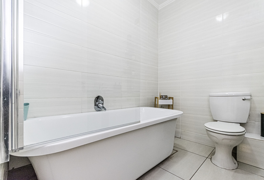 2 Bedroom Property for Sale in Jackal Creek Golf Estate Gauteng