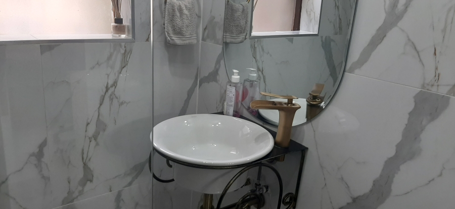 To Let 3 Bedroom Property for Rent in Morningside Gauteng