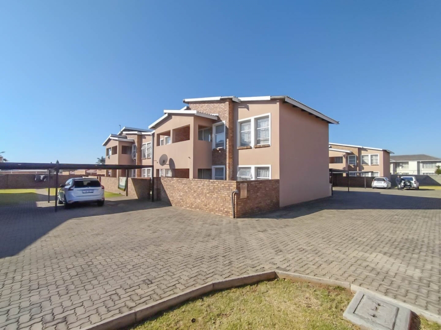 2 Bedroom Property for Sale in Terenure Gauteng