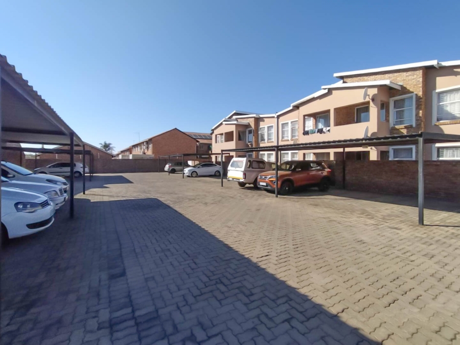 2 Bedroom Property for Sale in Terenure Gauteng