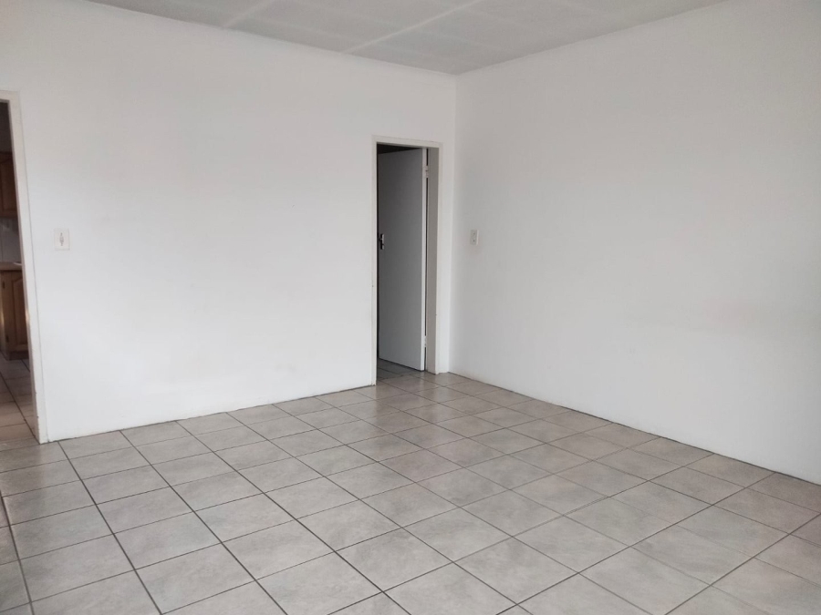 1 Bedroom Property for Sale in Edleen Gauteng