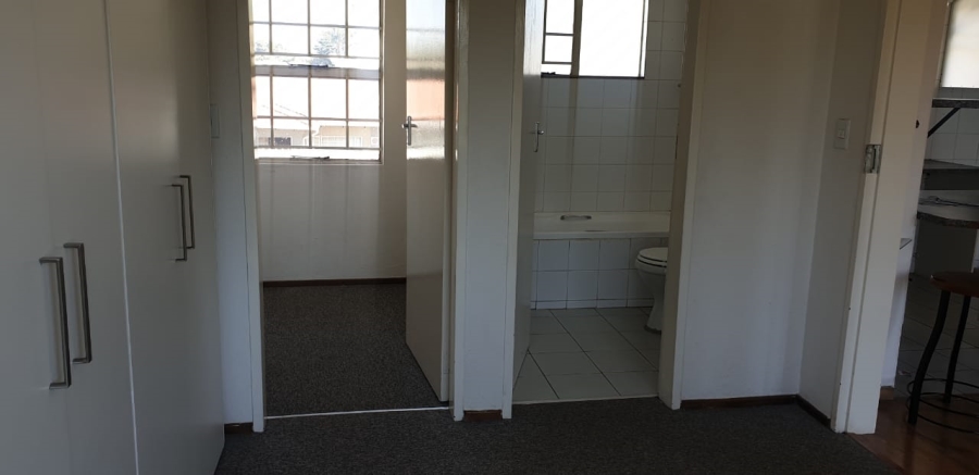 1 Bedroom Property for Sale in Kempton Park Ext 4 Gauteng