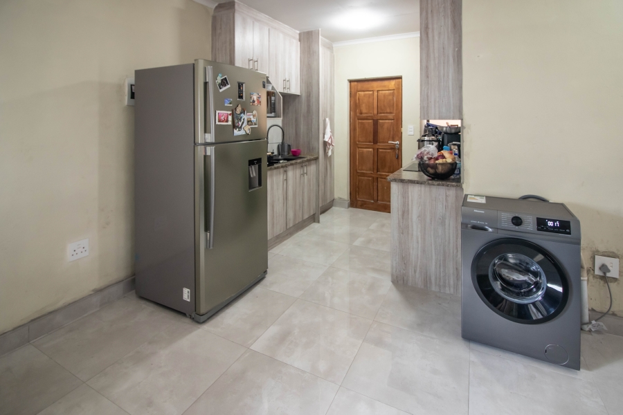 2 Bedroom Property for Sale in Pomona Gauteng