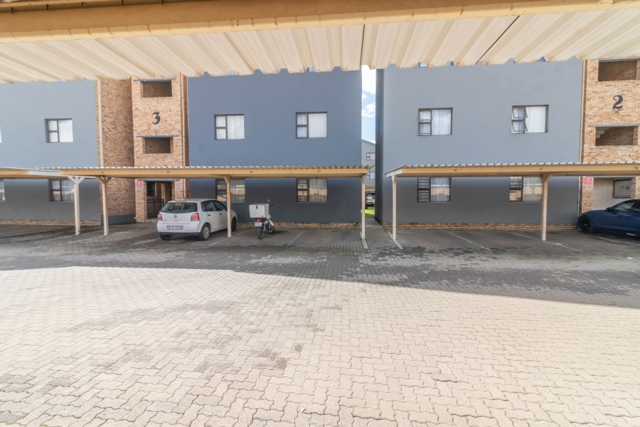 2 Bedroom Property for Sale in Pomona Gauteng