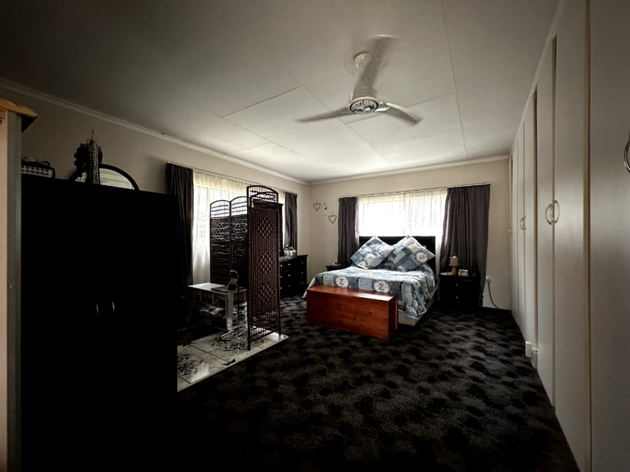 8 Bedroom Property for Sale in Dalview Gauteng