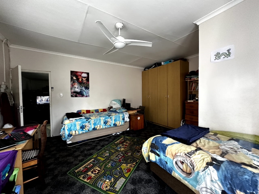 8 Bedroom Property for Sale in Dalview Gauteng