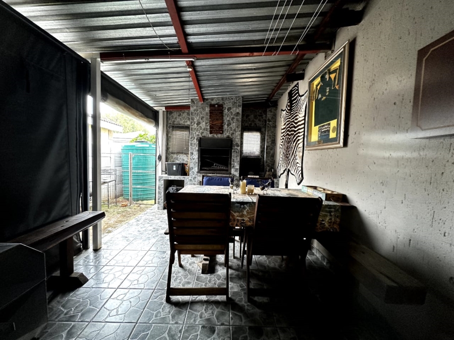 8 Bedroom Property for Sale in Dalview Gauteng
