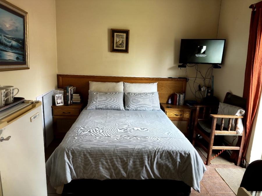 8 Bedroom Property for Sale in Dalview Gauteng