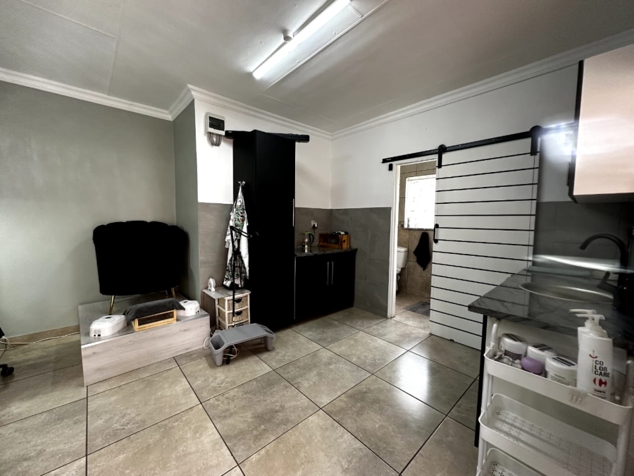 8 Bedroom Property for Sale in Dalview Gauteng