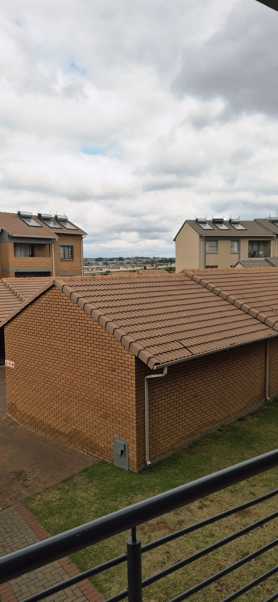 2 Bedroom Property for Sale in Noordwyk Gauteng