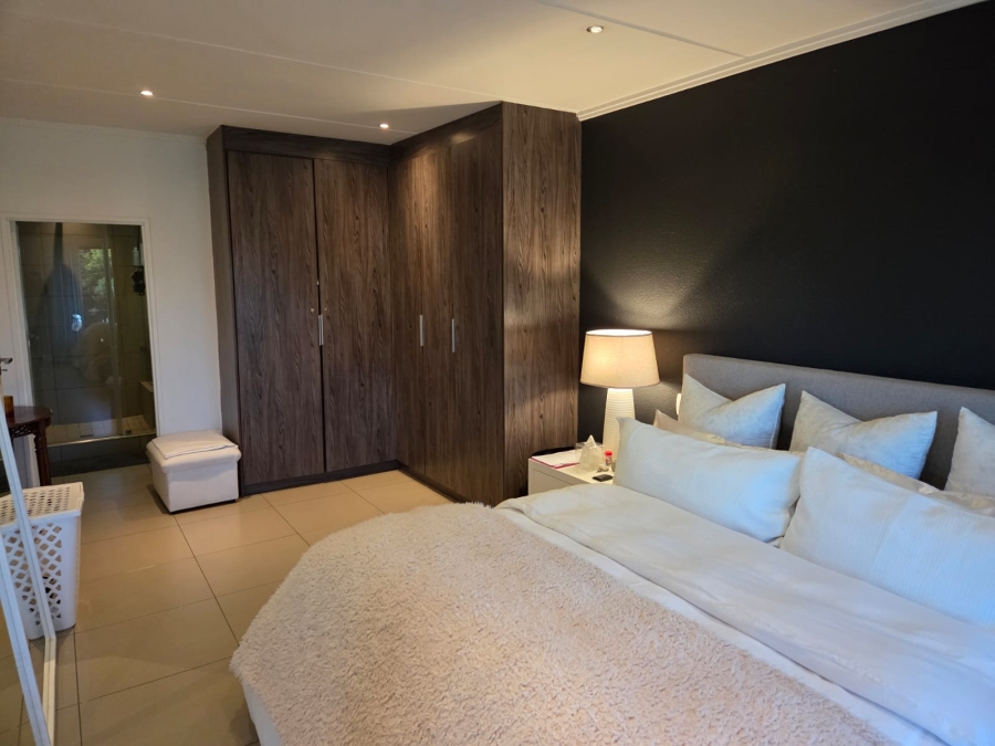 To Let 2 Bedroom Property for Rent in Morningside Gauteng