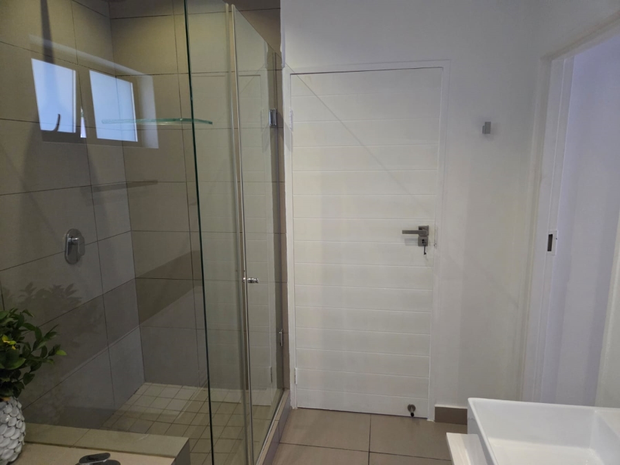 To Let 2 Bedroom Property for Rent in Morningside Gauteng