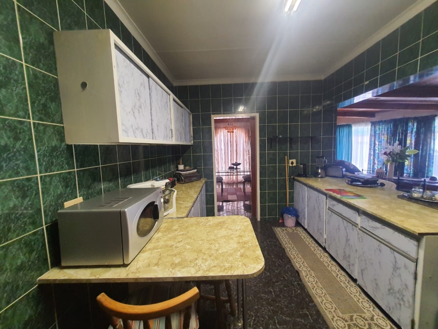 3 Bedroom Property for Sale in Vanderbijlpark SE 6 Gauteng