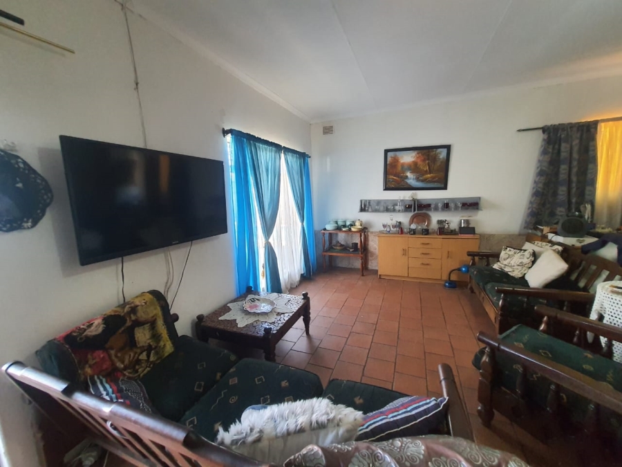 3 Bedroom Property for Sale in Vanderbijlpark SE 6 Gauteng
