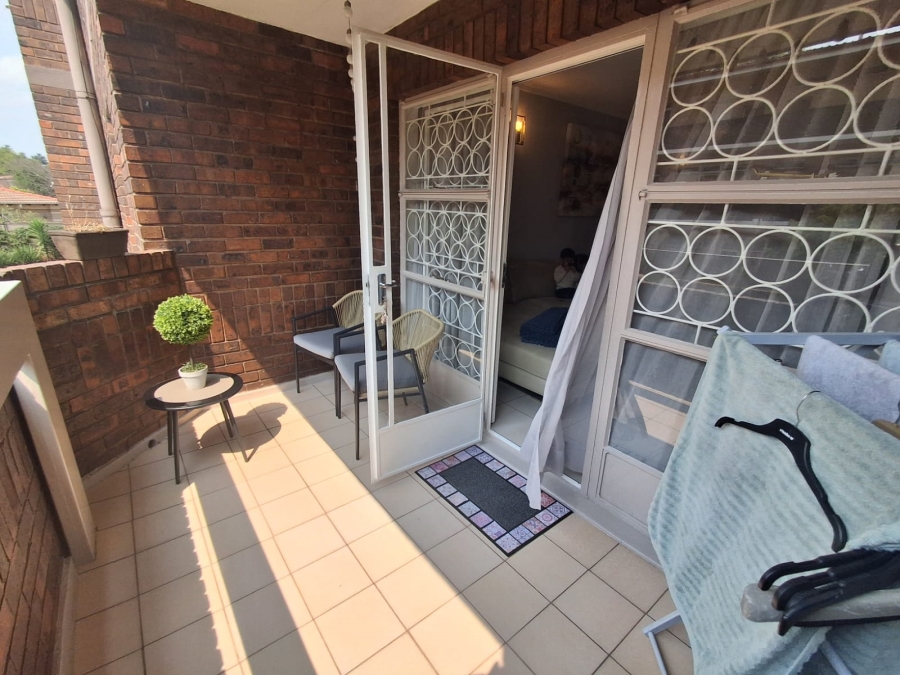 2 Bedroom Property for Sale in Three Rivers Gauteng