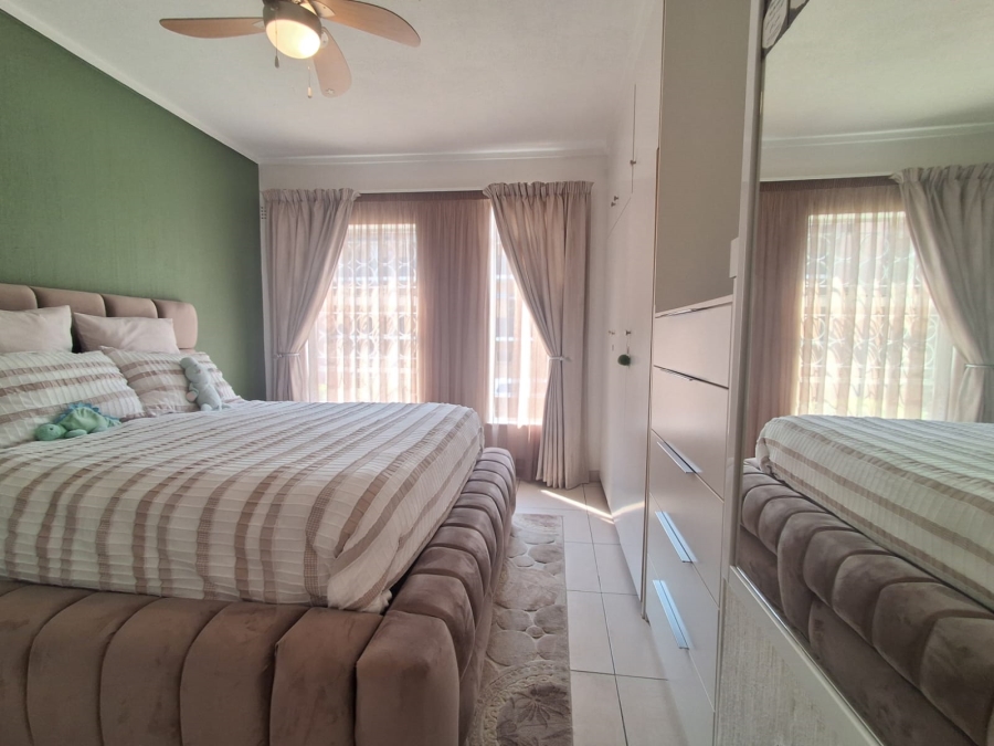 2 Bedroom Property for Sale in Three Rivers Gauteng