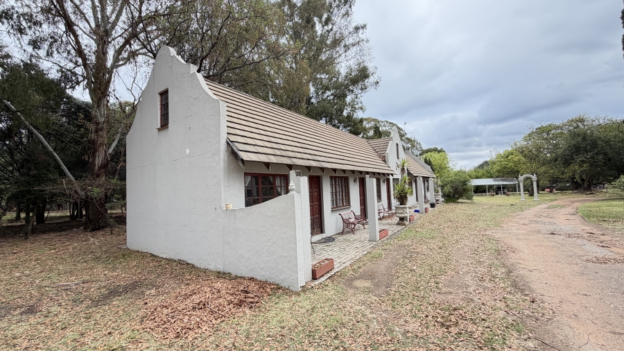 15 Bedroom Property for Sale in Fairlead Gauteng