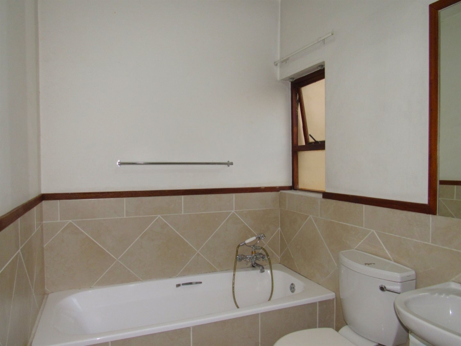 To Let 1 Bedroom Property for Rent in Pineslopes Gauteng