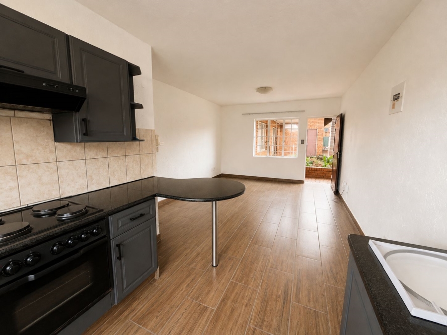 2 Bedroom Property for Sale in Kenleaf Gauteng