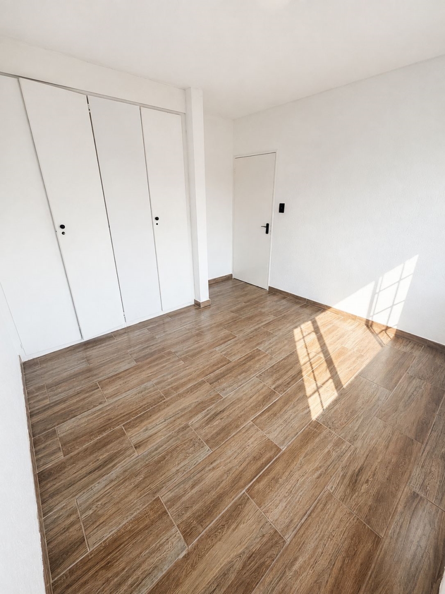2 Bedroom Property for Sale in Kenleaf Gauteng