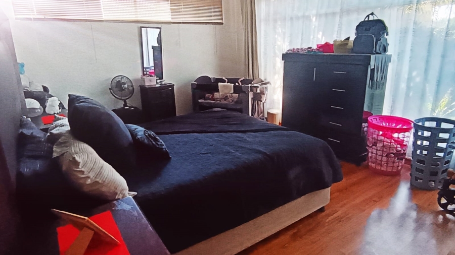 3 Bedroom Property for Sale in Risiville Gauteng
