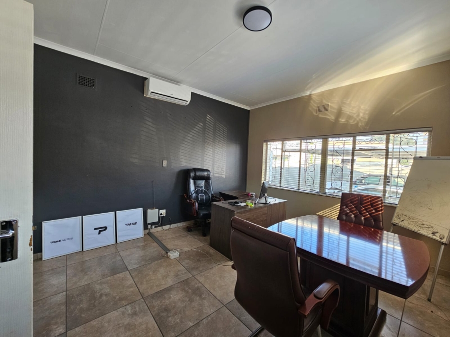 To Let Commercial Property for Rent in Capital Park Gauteng