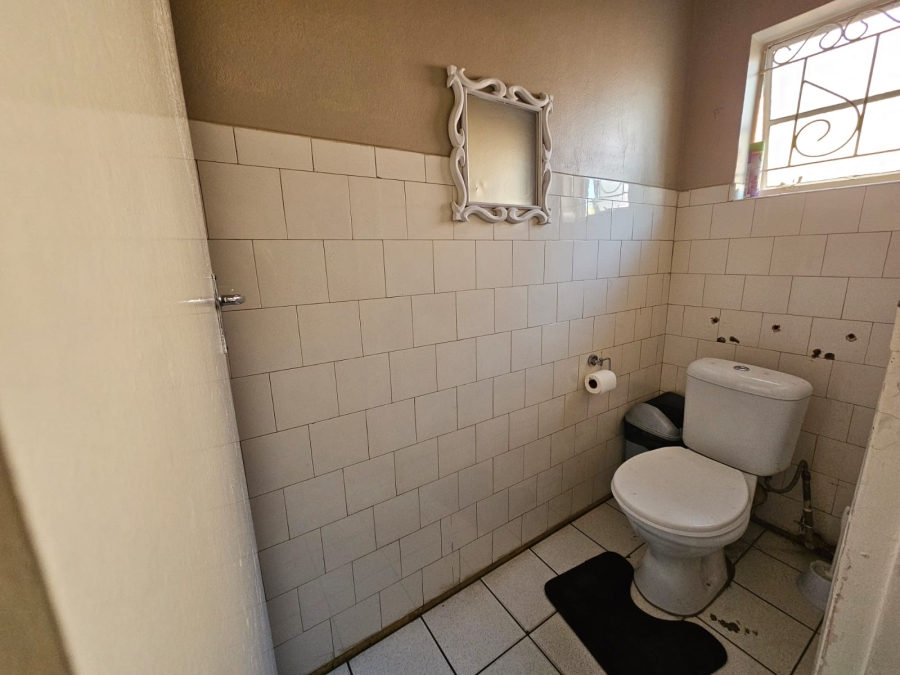 To Let Commercial Property for Rent in Capital Park Gauteng