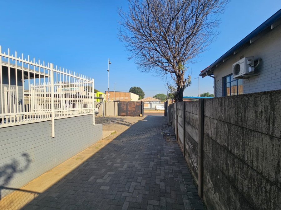 To Let Commercial Property for Rent in Capital Park Gauteng