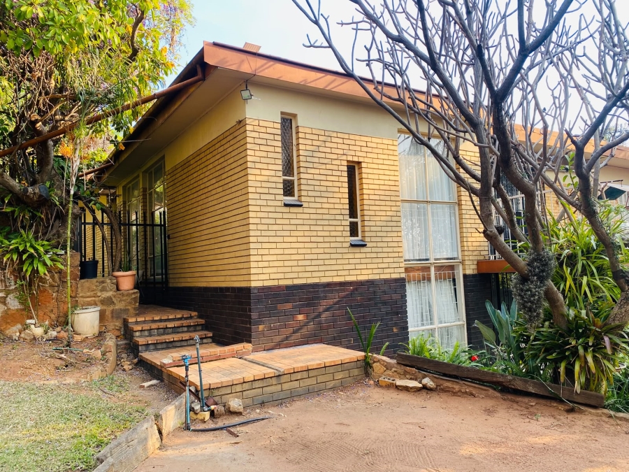 4 Bedroom Property for Sale in Pretoria Gardens Gauteng