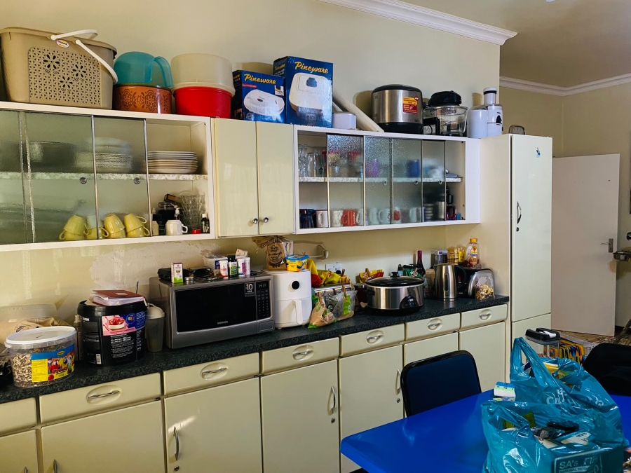 4 Bedroom Property for Sale in Pretoria Gardens Gauteng