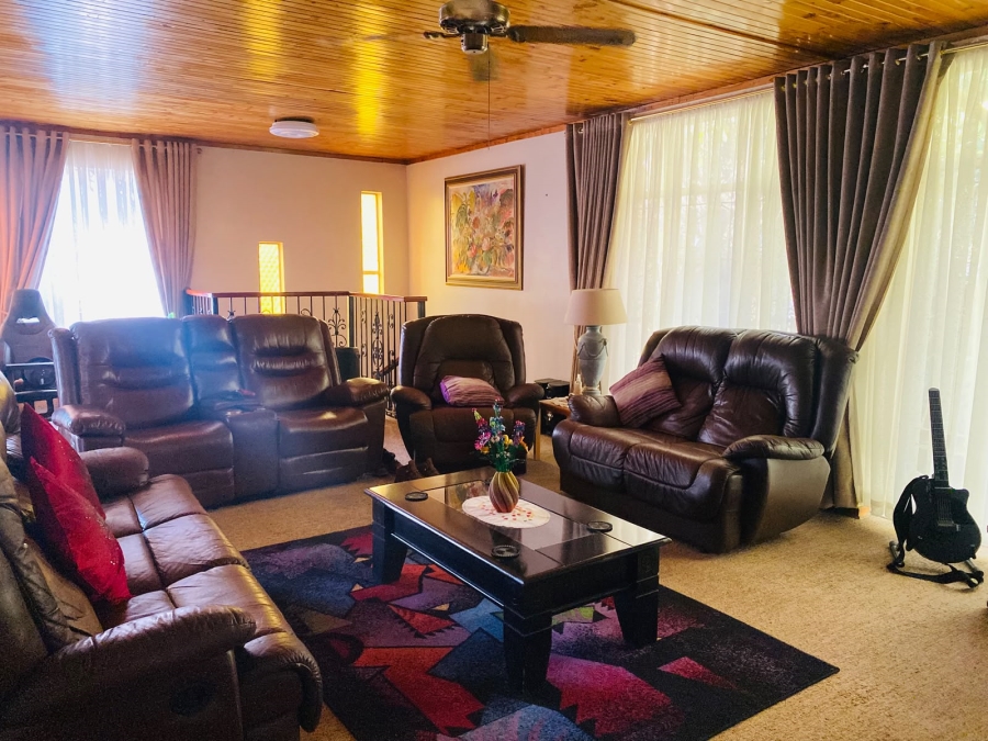 4 Bedroom Property for Sale in Pretoria Gardens Gauteng