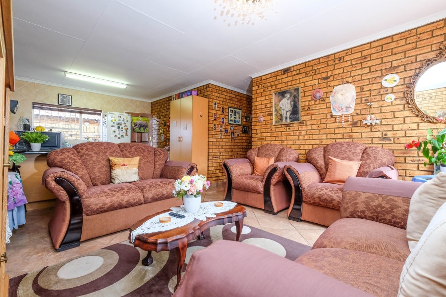 3 Bedroom Property for Sale in Rangeview Gauteng
