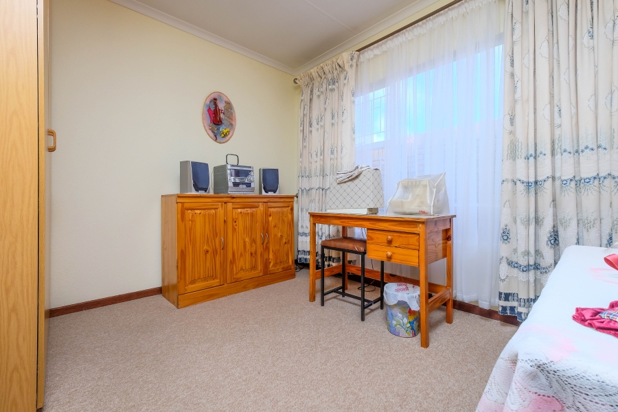 3 Bedroom Property for Sale in Rangeview Gauteng