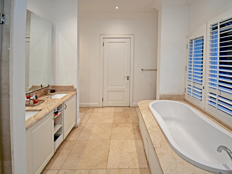 6 Bedroom Property for Sale in Bryanston Gauteng