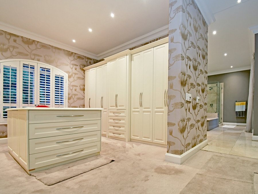 6 Bedroom Property for Sale in Bryanston Gauteng