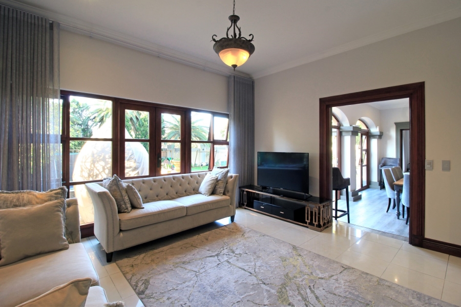 To Let 5 Bedroom Property for Rent in Bryanston Gauteng