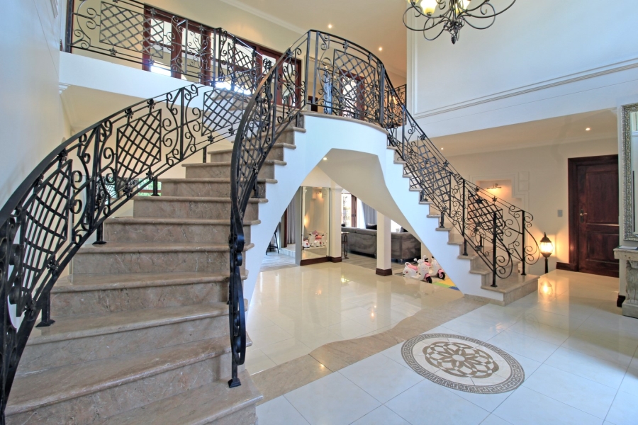 To Let 5 Bedroom Property for Rent in Bryanston Gauteng