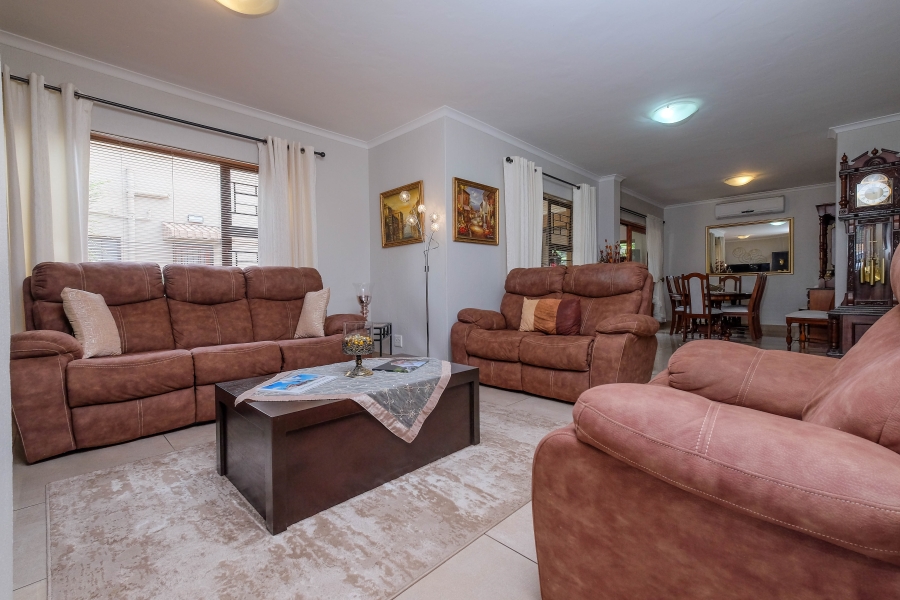 3 Bedroom Property for Sale in Noordheuwel Gauteng