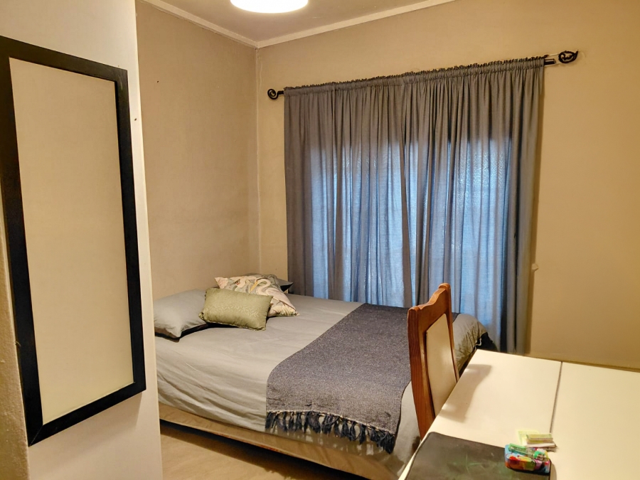 2 Bedroom Property for Sale in Westdene Gauteng