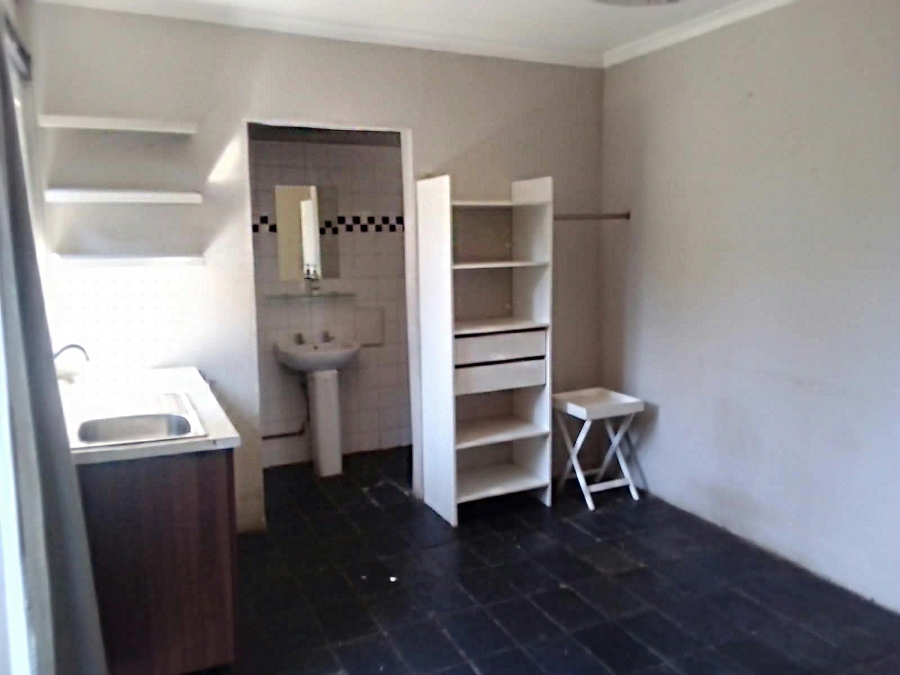 2 Bedroom Property for Sale in Westdene Gauteng