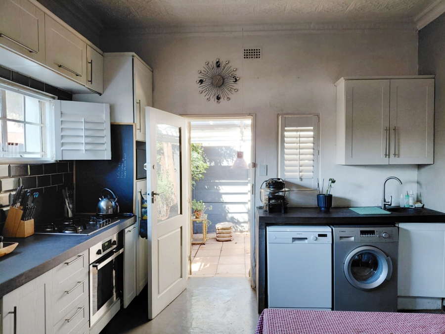 2 Bedroom Property for Sale in Westdene Gauteng