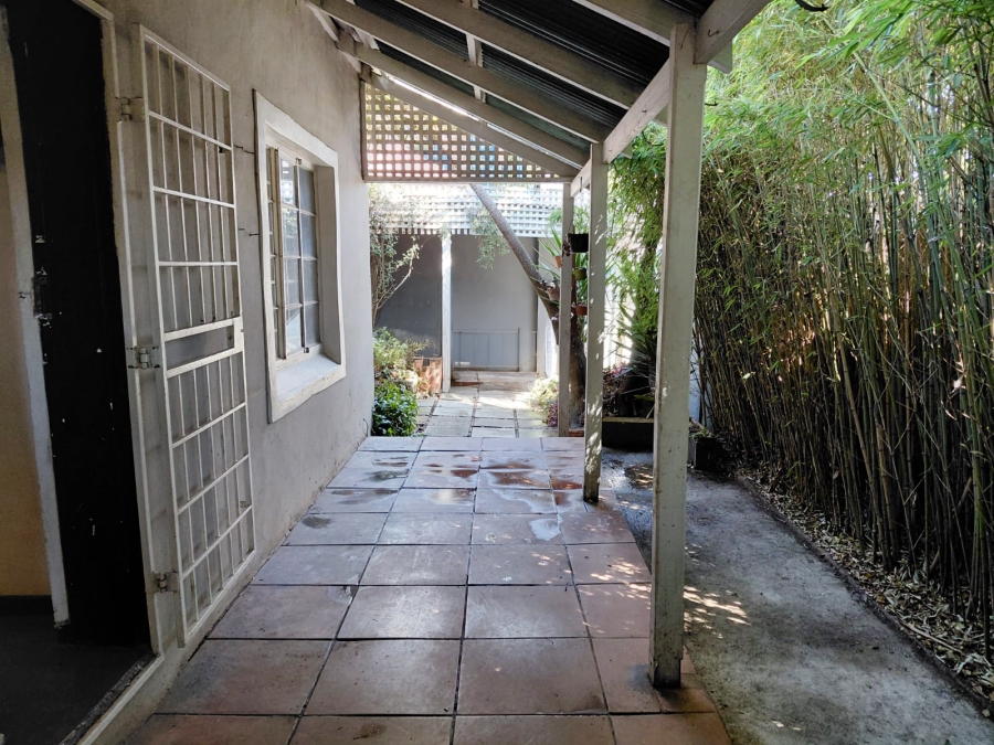 2 Bedroom Property for Sale in Westdene Gauteng