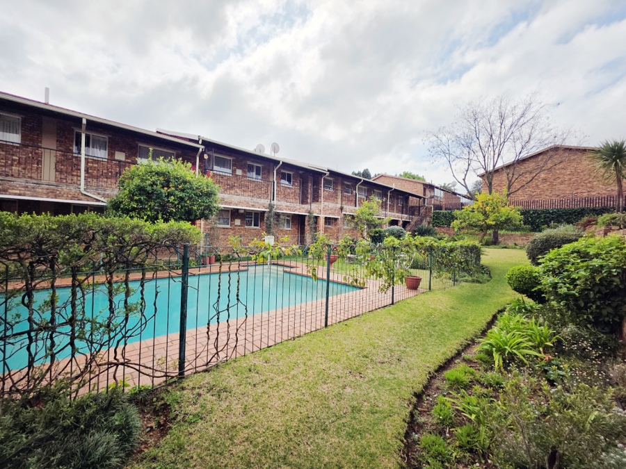 2 Bedroom Property for Sale in Ferndale Gauteng
