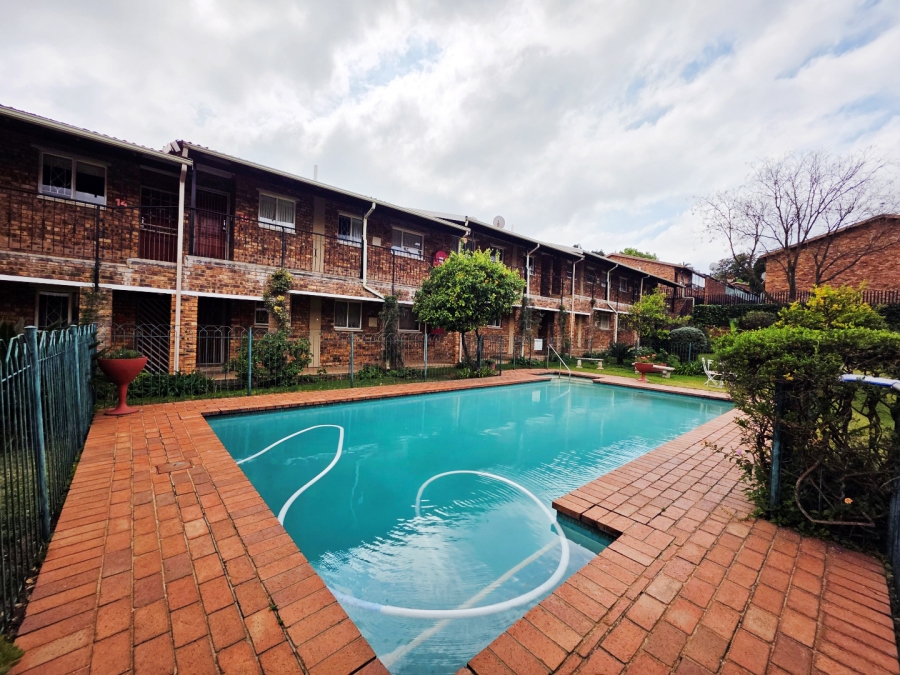 2 Bedroom Property for Sale in Ferndale Gauteng