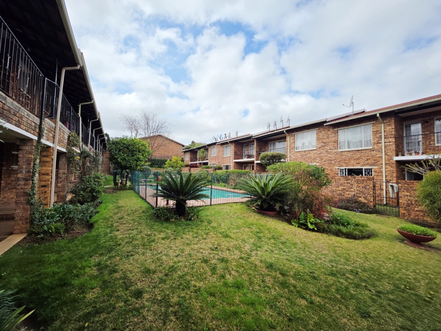 2 Bedroom Property for Sale in Ferndale Gauteng