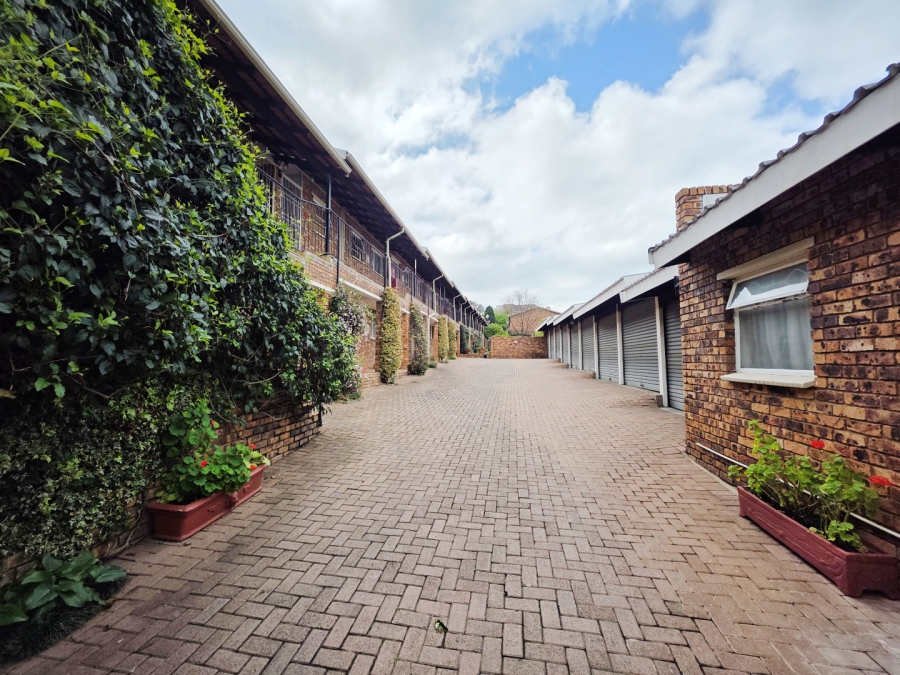 2 Bedroom Property for Sale in Ferndale Gauteng