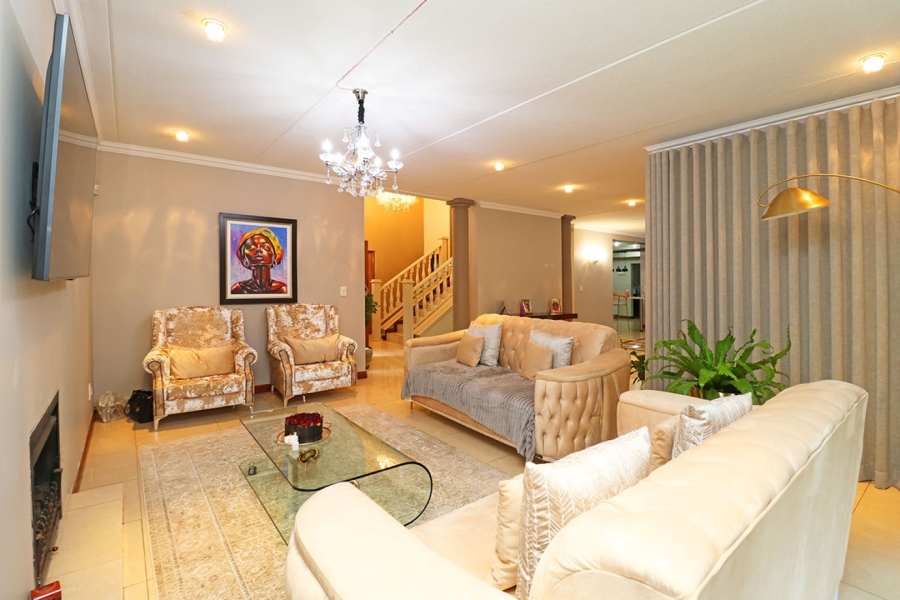 4 Bedroom Property for Sale in Vandia Grove Gauteng