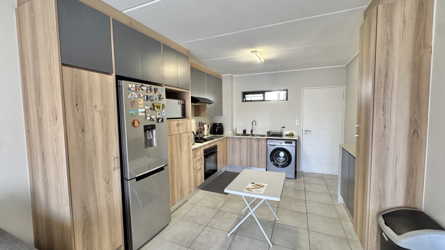 2 Bedroom Property for Sale in Linbro Park Gauteng