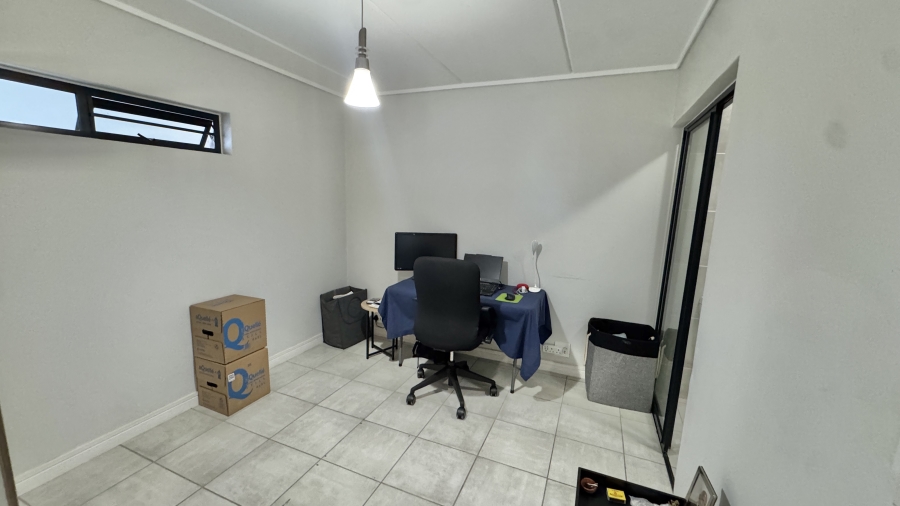 2 Bedroom Property for Sale in Linbro Park Gauteng